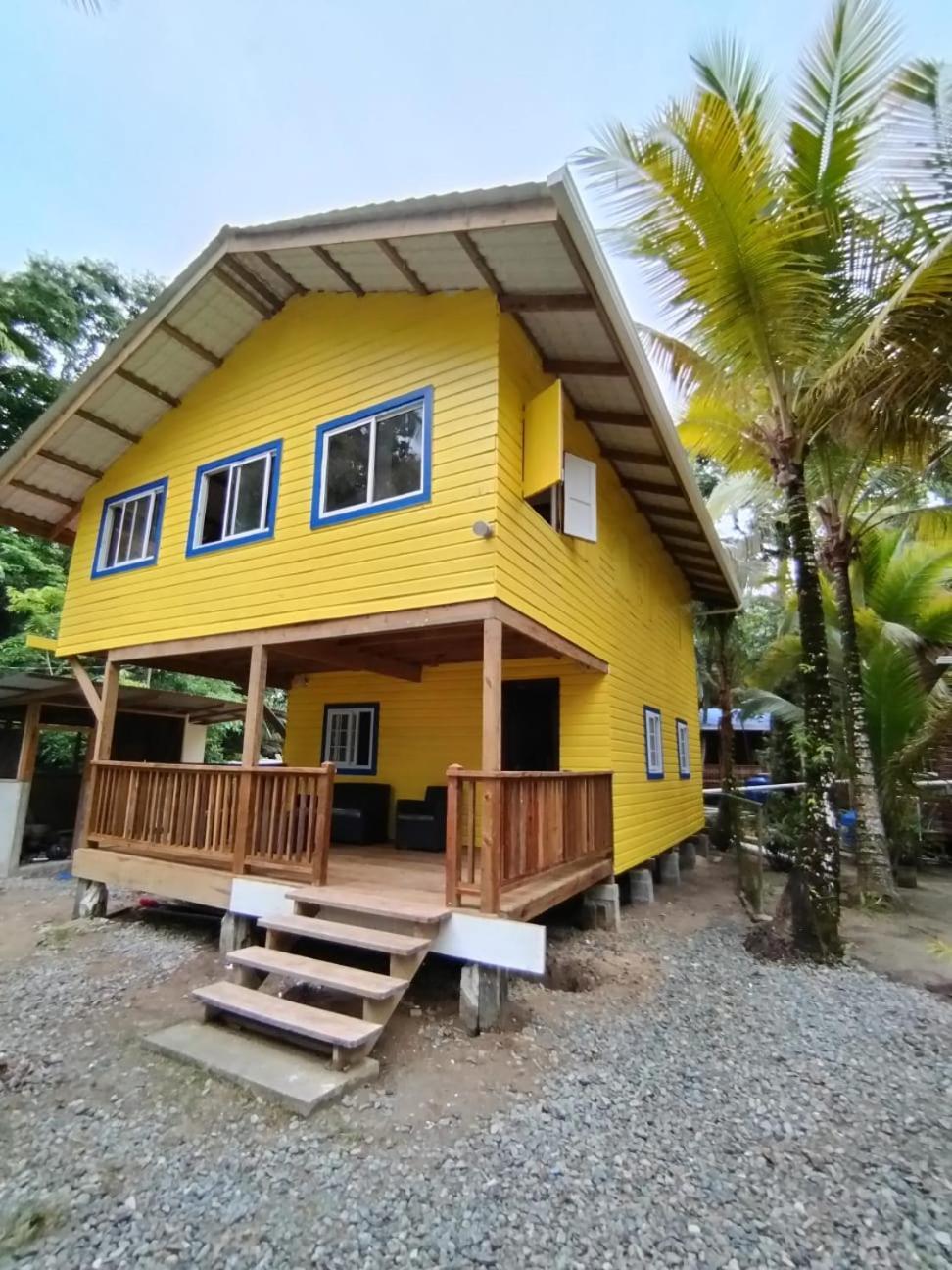 Hotel Tierra Verde Bed And Breakfast Bocas del Toro Exterior photo