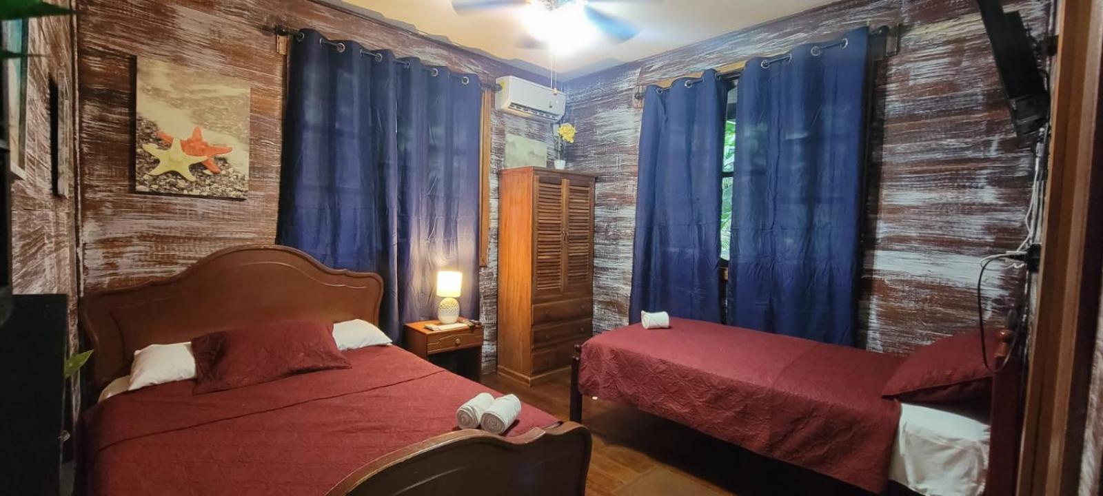 Hotel Tierra Verde Bed And Breakfast Bocas del Toro Exterior photo