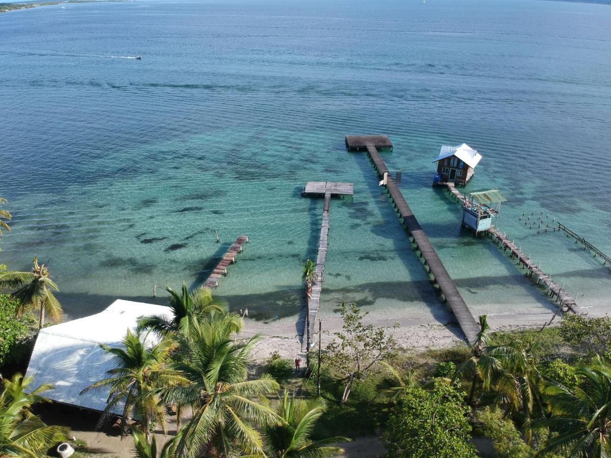 Hotel Tierra Verde Bed And Breakfast Bocas del Toro Exterior photo